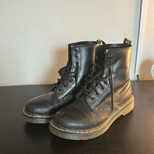 Dr marten 1460 lace up boots